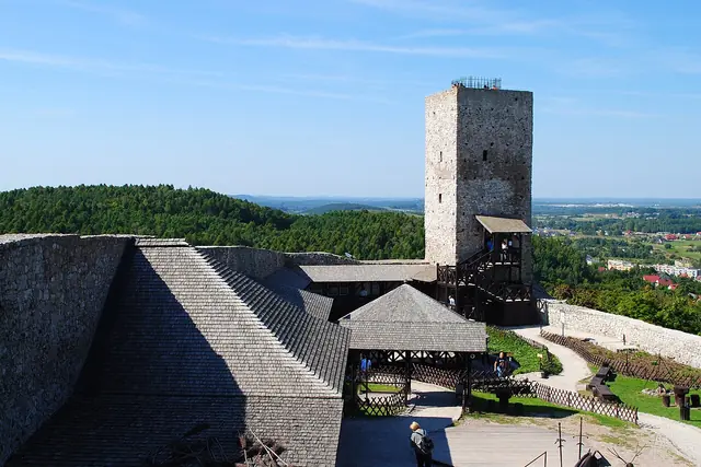 Zamek Królewski w Chęcinach in Chęciny – Zdjęcie 3 z 10