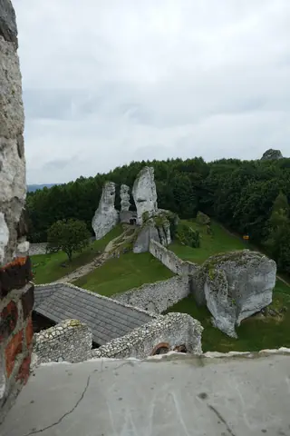 Zamek Ogrodzieniec – Zdjęcie 3 z 8
