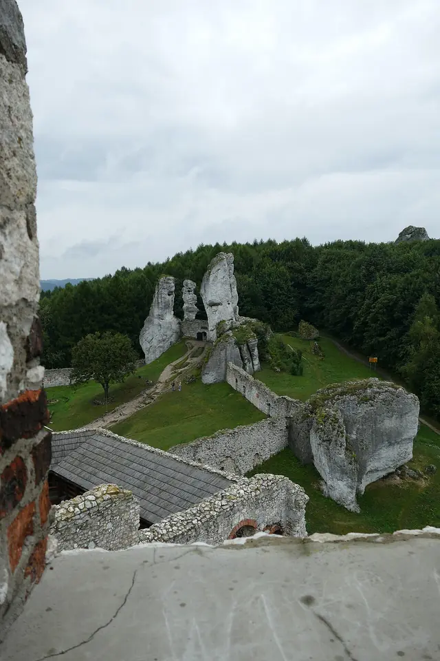 Zamek Ogrodzieniec – Zdjęcie 3 z 8