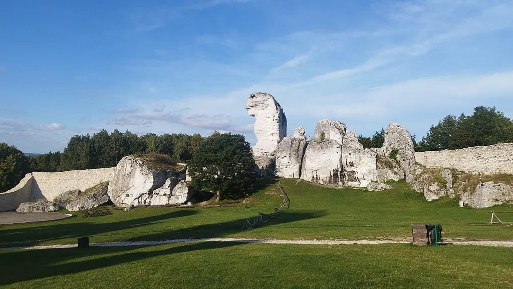 Zamek Ogrodzieniec – Zdjęcie 5 z 8